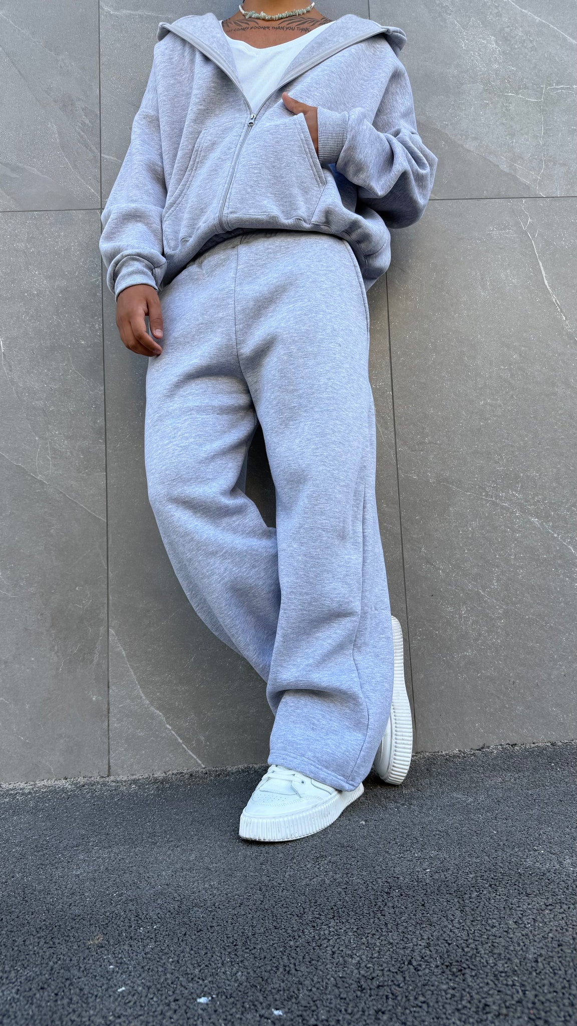 Pantalone tuta AON