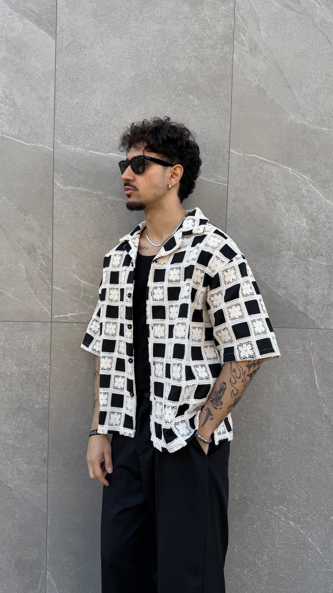 Camicia ricamata