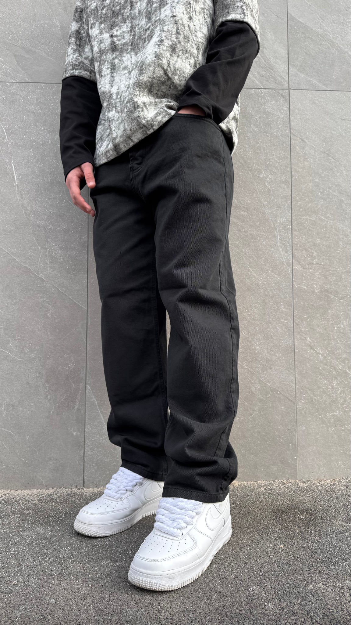 Jeans black