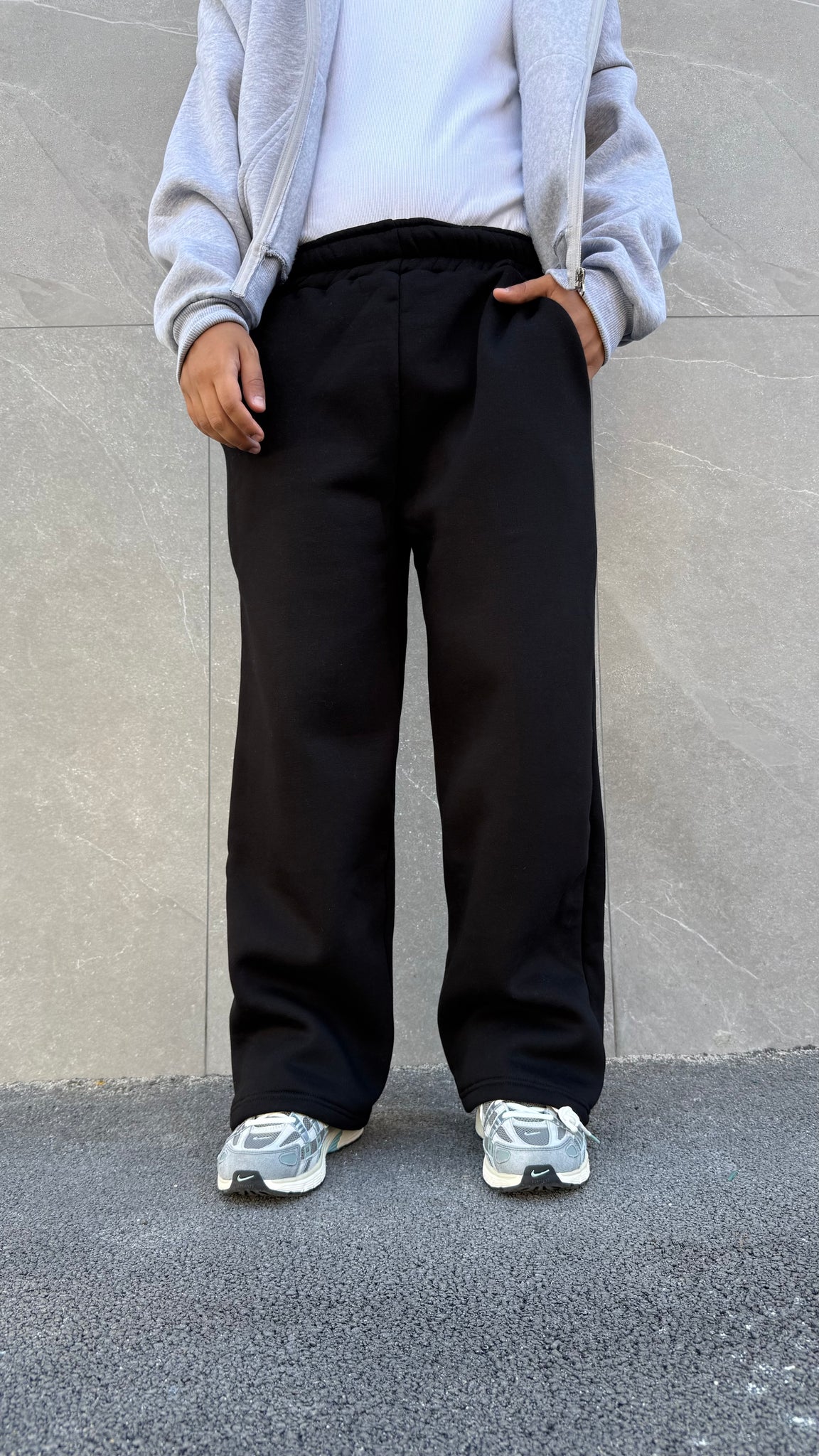 Pantalone tuta AON