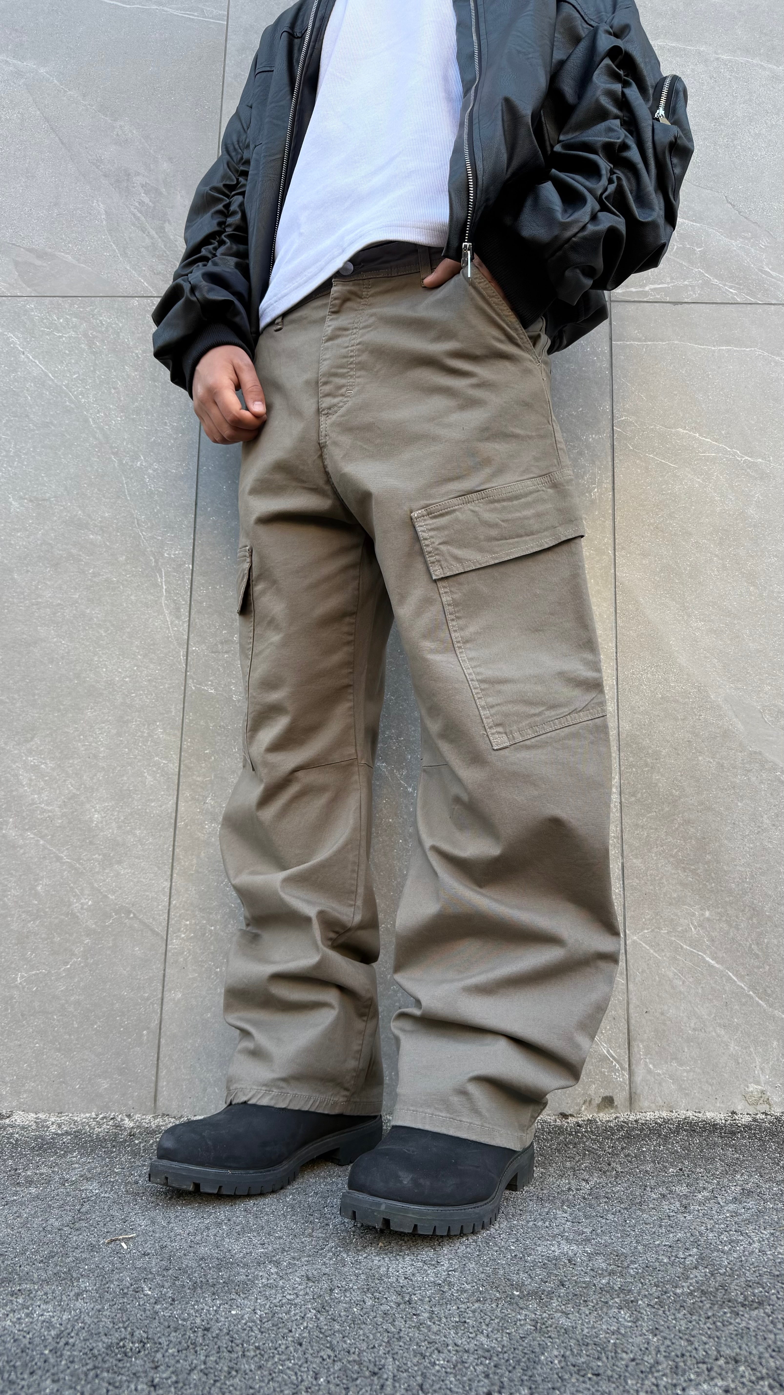 Cargo pockets – Strange concept