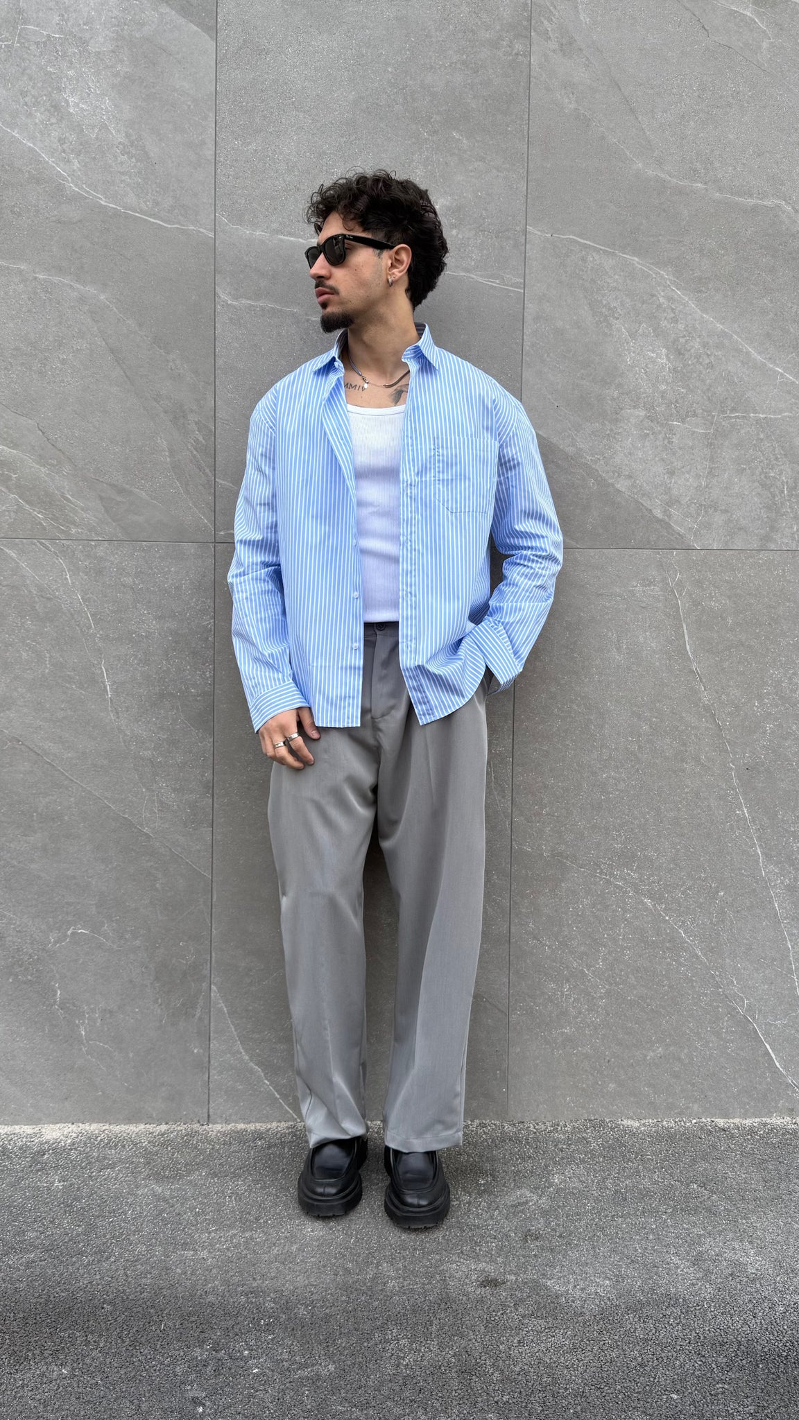 Camicia cropped riga bianca